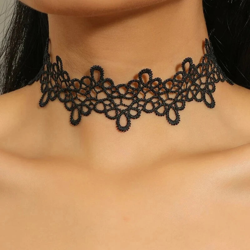 Classic Gothic Lace Choker