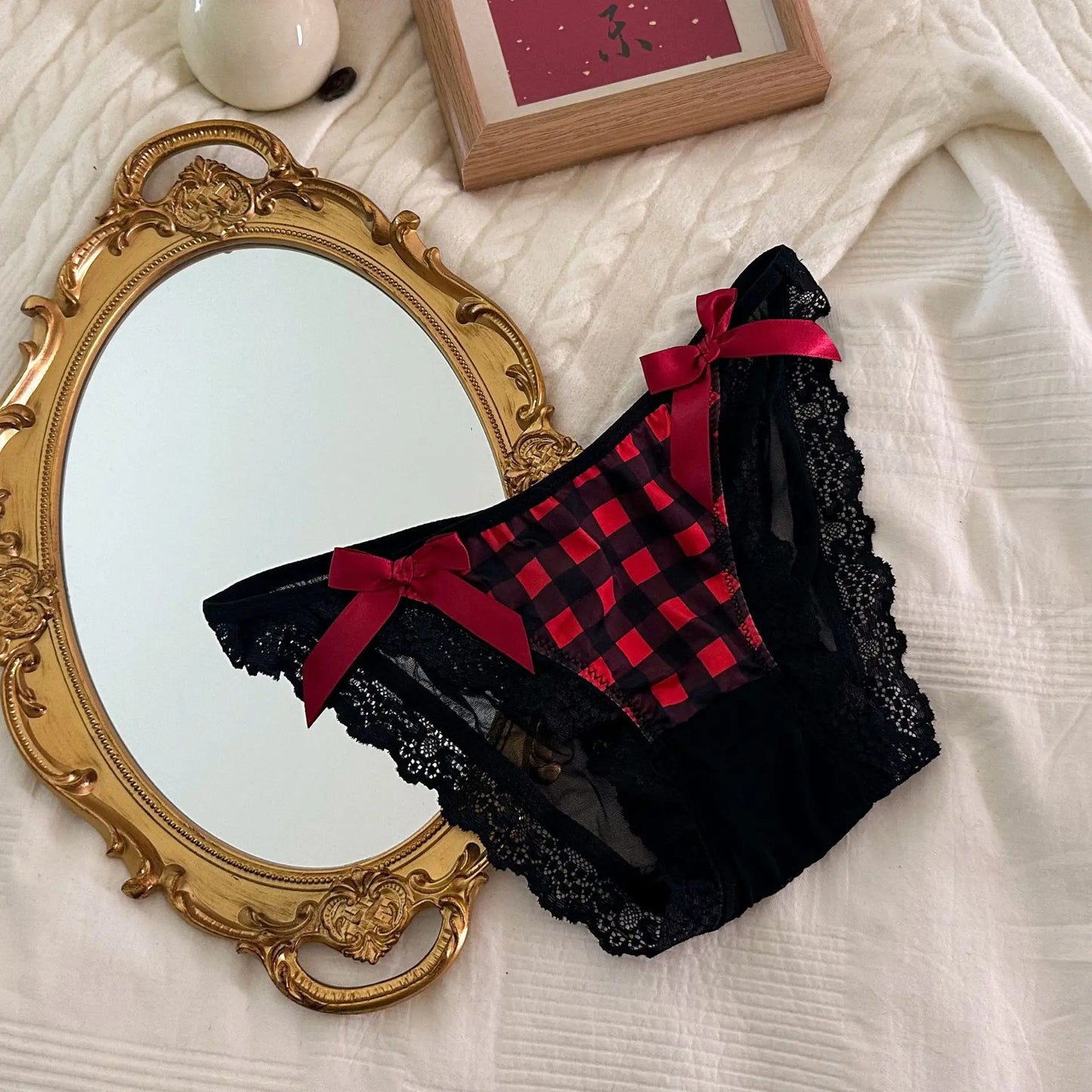 Sexy Lace-trimmed Panties