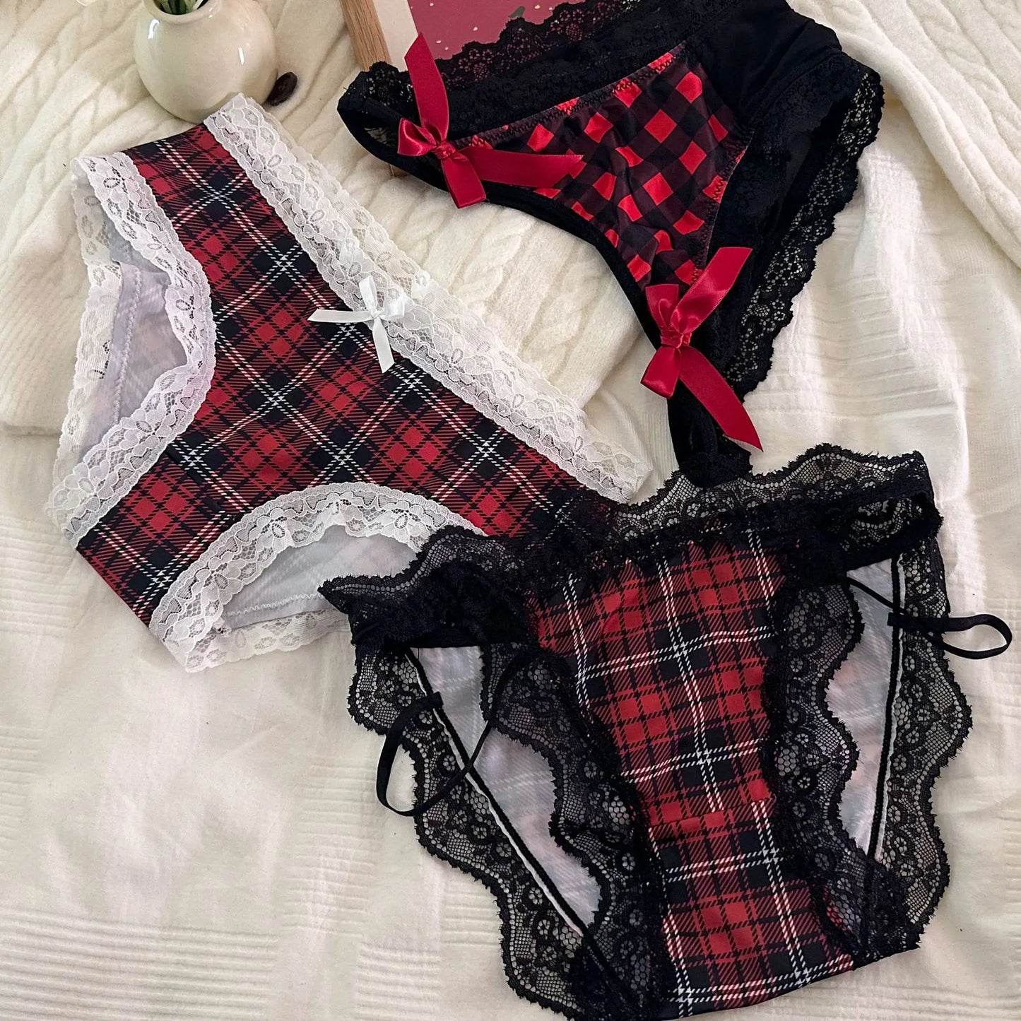 Sexy Lace-trimmed Panties